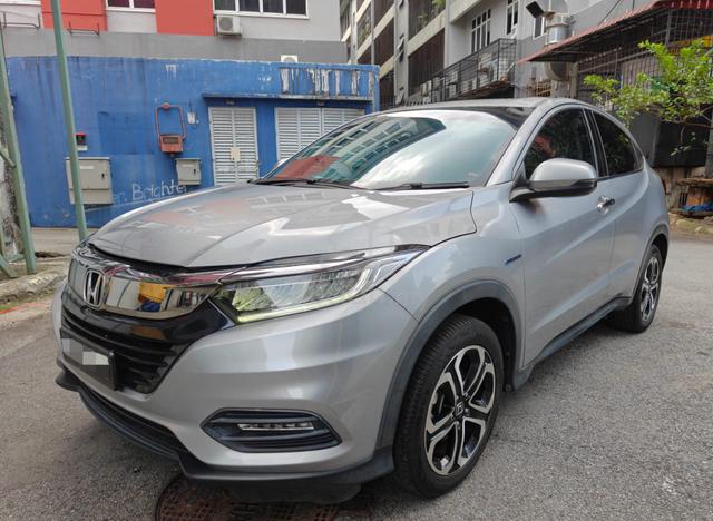 FULL SVC REC 2021 Honda HR-V 1.5 HYBRID FULL LOAN - 3