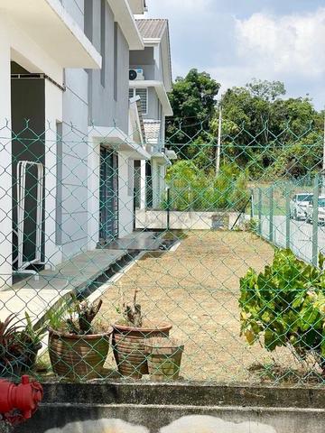 [Extra LAND, NEAR SURAU] Azalea Tmn Putra, Bkt Rahman Putra, Sg Buloh 1