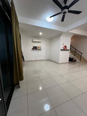 Horizon hills / 2-storey Terraced House 1
