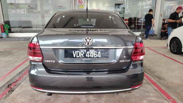 2019 Volkswagen VENTO 1.2 HIGHLINE (A) - 4