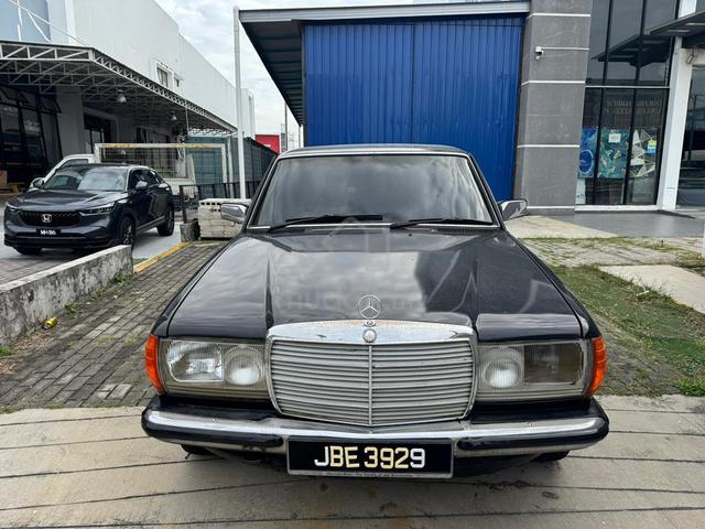 1995 Mercedes Benz 230E 2.0 (M) - 1