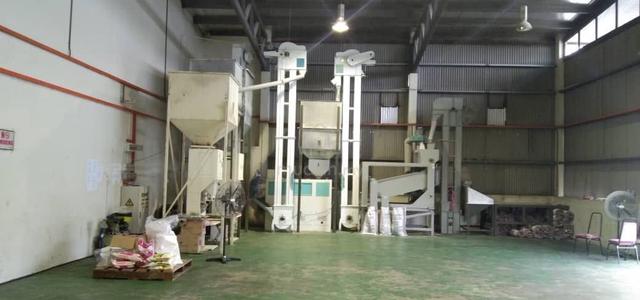KKIP warehouse | RBF | 8934 sf | Corner | facing main road 1