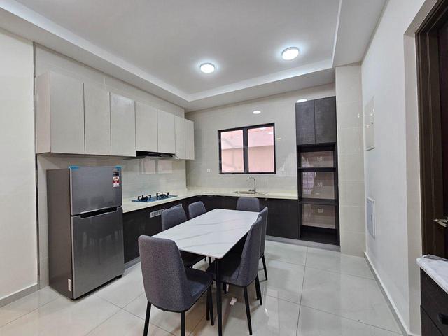 Danga bay / Master bedroom / Baypoint / Near CIQ / Shuttle bus to CIQ 5