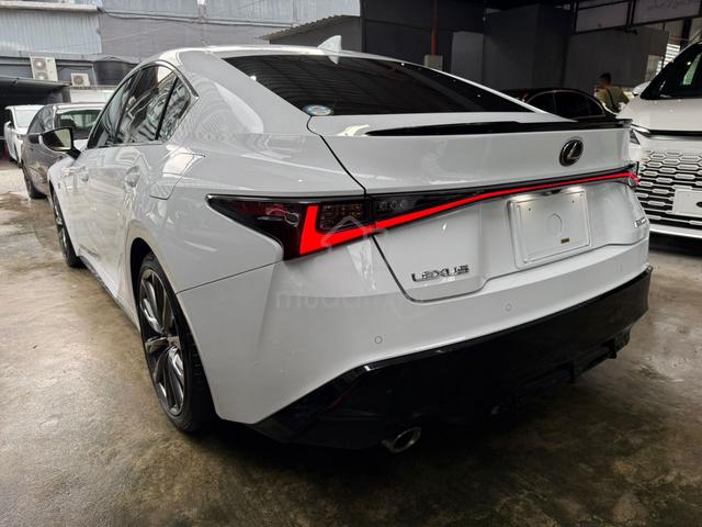 2021 Lexus IS300 2.0 F-SPORT/SUNROOF/BSM/360CAMERA - 3