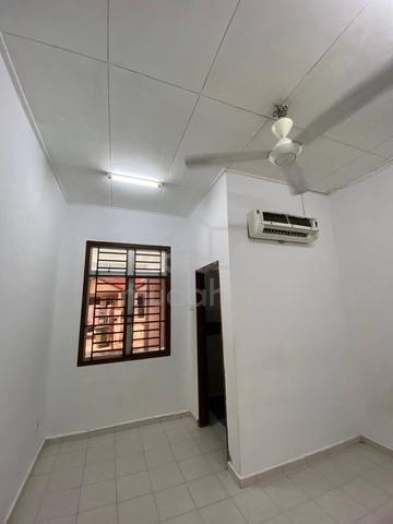 Single Storey House @ JP Perdana/ Mount Austin/ Taman Daya/ HSI/ AEON 3