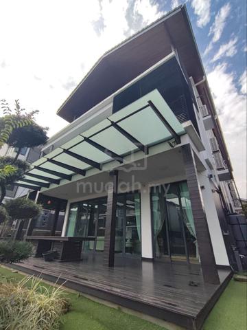 Isola Grandeur senibong Cove. Super nicely renovated near permas Jaya 1