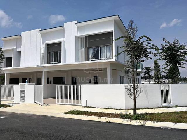 Sendayan Lot Tepi yg ada 20 Kaki Tanah 1