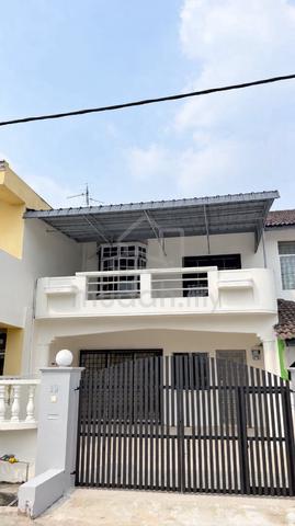 Jalan Bukit Kempas 4/11, Taman Bukit Kempas, Double Storey Terrace 1