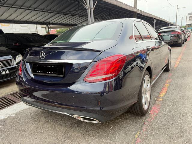 2017 Mercedes Benz C200 Avantgarde CKD F/Warranty - 4