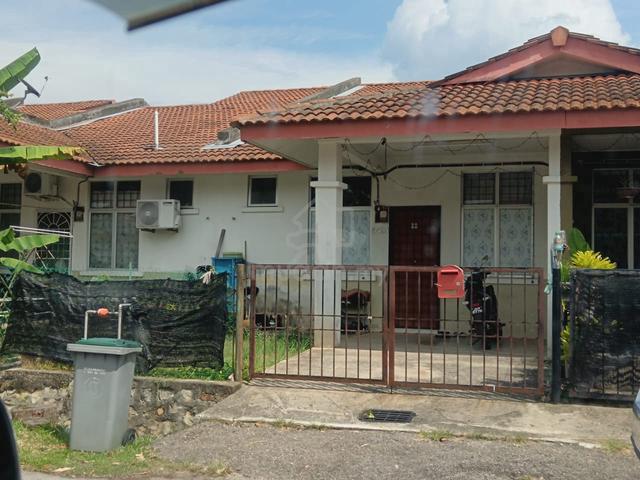 Rumah Sewa Taman Pinggiran Felda Gemas 1
