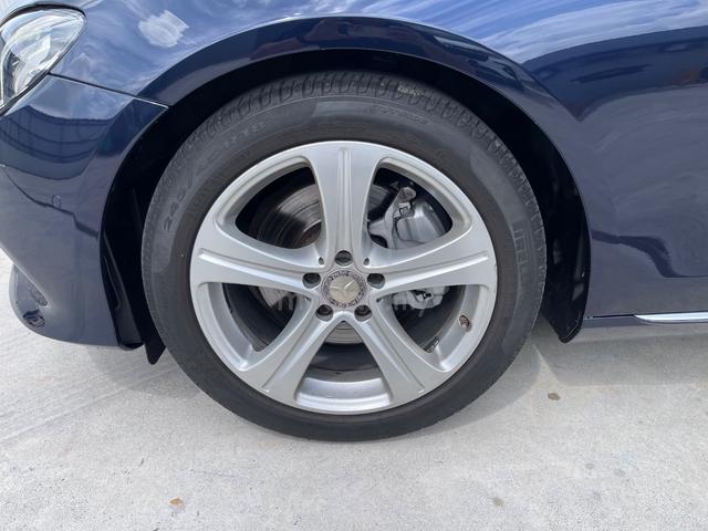2016 Mercedes Benz E200 AVANTGARDE (CKD) 2.0 - 5
