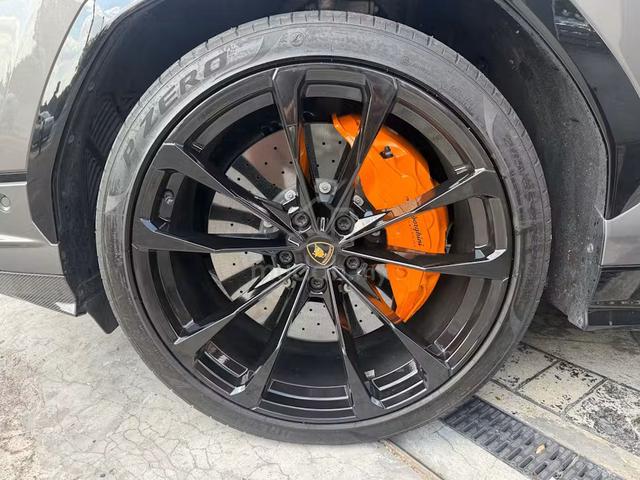 2024 Lamborghini URUS 4.0 S (A) - 4