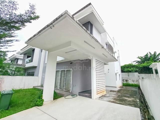 SEMI D Kayu Manis Garden Villa Seksyen 5 Bandar Baru Bangi 3 Storey 1