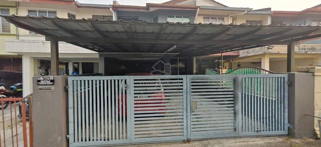 Bilik sewa Semarak Bukit Beruntung Perempuan 1