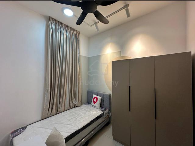 Single room for rent at Bukit Jalil 1