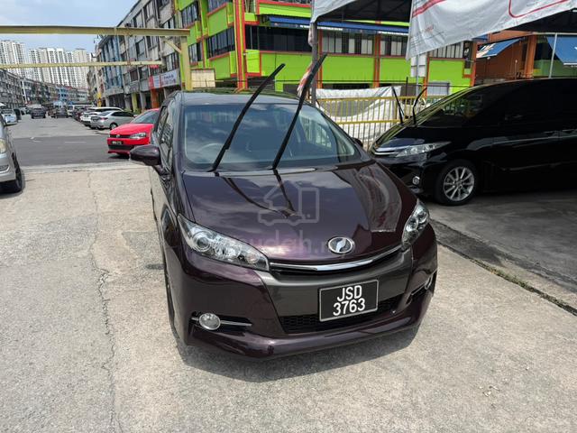 2013 Toyota WISH 1.8 S ZGE20G FACELIFT (A) - 2