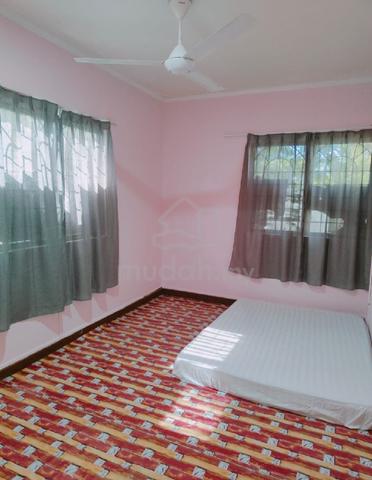 Gracecourt room for rent 1