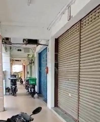 For rent Ground floor office Jalan Permas Jaya Permas Sentral. Johor 1