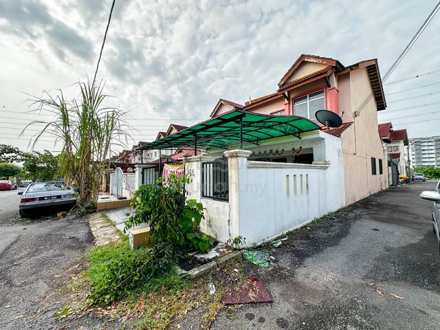 END LOT Renovated Double Storey Terrace House Taman Kajang Prima 1