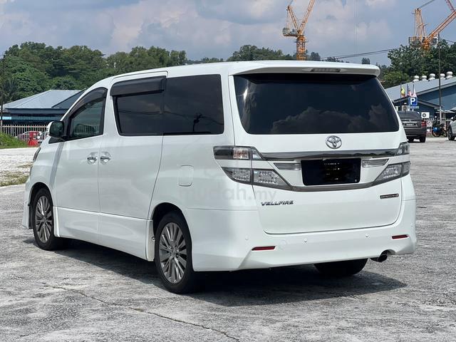 2014 Toyota VELLFIRE 2.4 Z GOLDEN EYES II RAREUNIT - 3