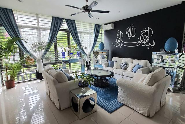 Semi D 2 Tingkat Corner Lot, Renovated, Fully Furnished, Near LRT 1