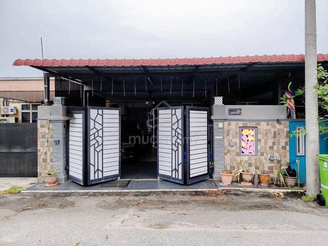 RUMAH BANDAR KUANTAN PUTERI UNTUK DIJUAL [ FULL RENOVATEd ] 1