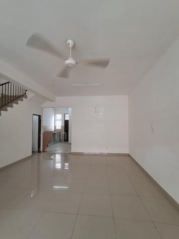 ​Doule Storey House For Rent @ Lintang Kerian Putra, Parit Buntar 1