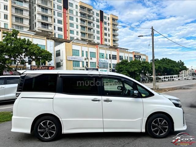2021 Toyota VOXY 2.0 ZS KIRAMEKI III (A) - 5