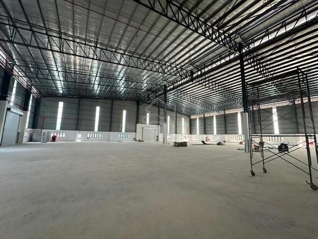 Detached Factory w 2 Storey OfficešKulai-Near Highwayā -Light Industry 1
