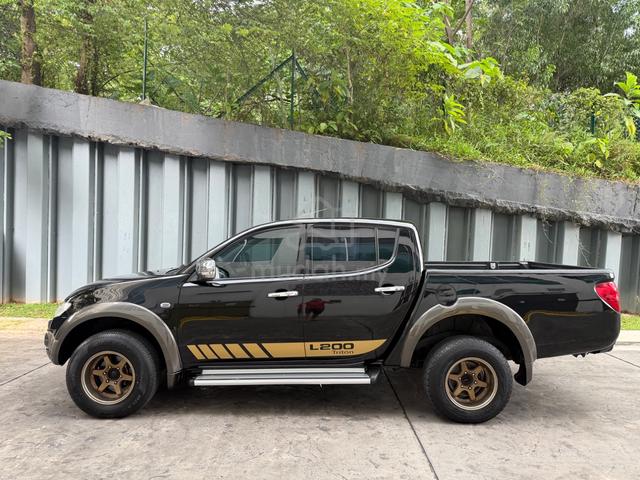 Mitsubishi Triton VGT 4x4 Auto Turbo 2013 - 2