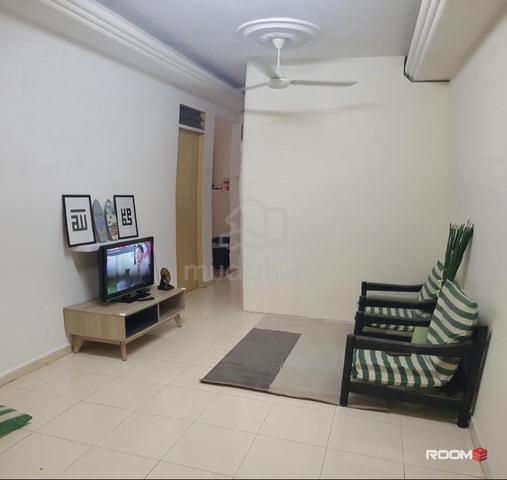 Bilik Medium Sharing Lelaki Furnish Bandar Sunway Petaling Jaya 1