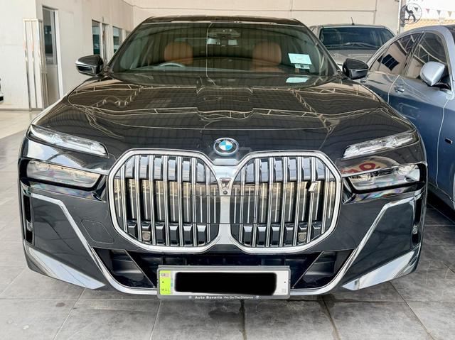 2023 Bmw I7 1.0 XDRIVE60 M SPORT 1k+ Mileage !!! - 2