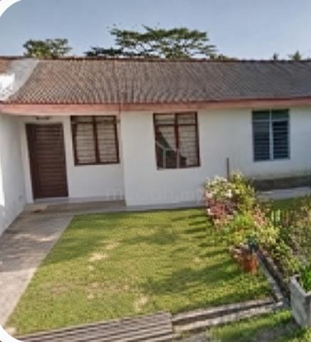 Taman Kelab Tuanku Mambau 1