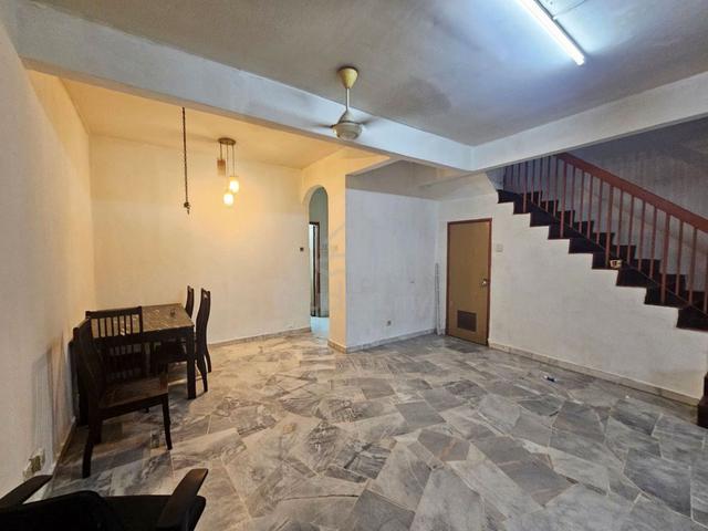 [GNG + GOOD UNIT + GOOD CONDITION] USJ 13 Subang Jaya 1