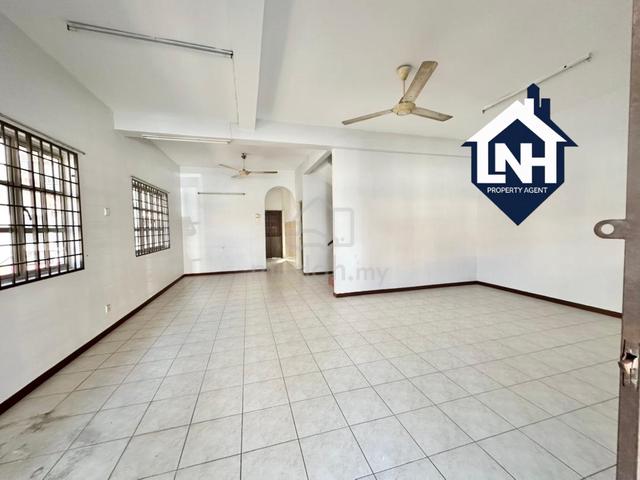lagenda lagenda heights 2.5 storey terrace sale near ria Toll utara 1