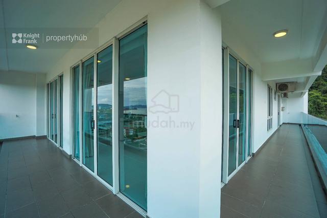 The Bay Residences 1