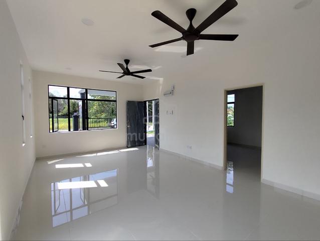New Single Storey Bungalow Bandar Tasik Senangin Mahkota Hills 1