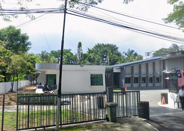 Office or Show Gallery for Lease 1