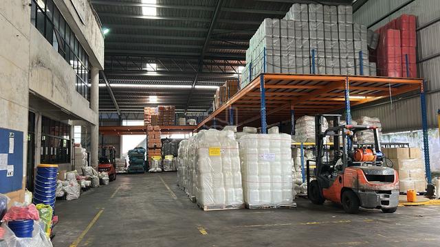 Industri Jaya/1 acre Factory /Fully awning/Nearby selesa Jaya 4