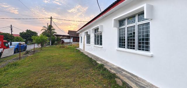 5000sqft corner lot Banglo bandar senawang desa Ixora 1