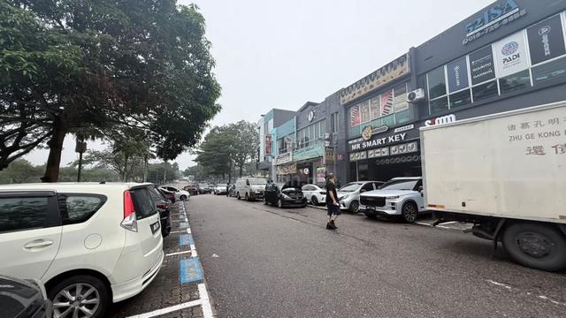 Impian Emas Double Storey Shoplot Kempas Dato Onn Setia Tropika 1