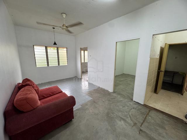 Flat PKNS Seksyen 7 Shah Alam 1