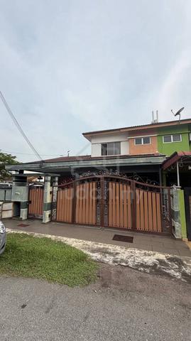 (CORNER LOT) DoUBLE STOREY BANDAR SAUJANA PUTRA BSP8 1