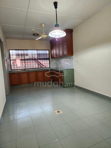 Usj2 2 storey 22x75 Subang Jaya 1
