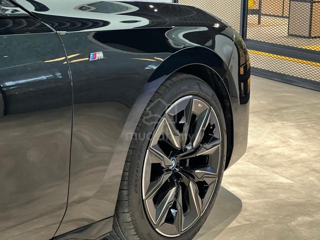 2023 BMW I7 xDRIVE60 M SPORT - CKD BMW Wty2031 - 3
