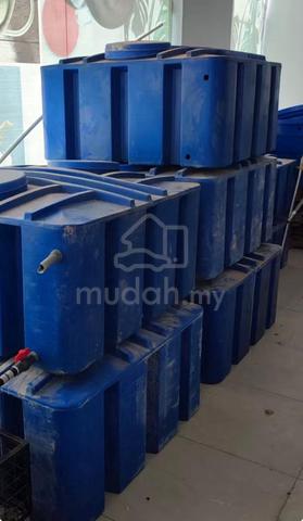 water tank  - photo 2 of 2