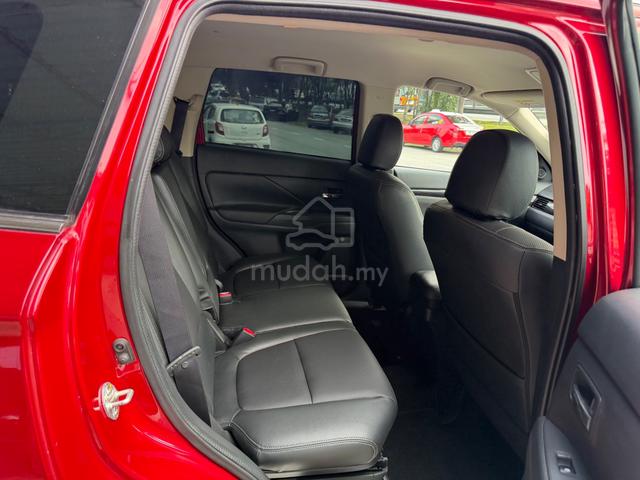 2017 Mitsubishi Outlander 2.0 4WD (A) Full Loan - 4