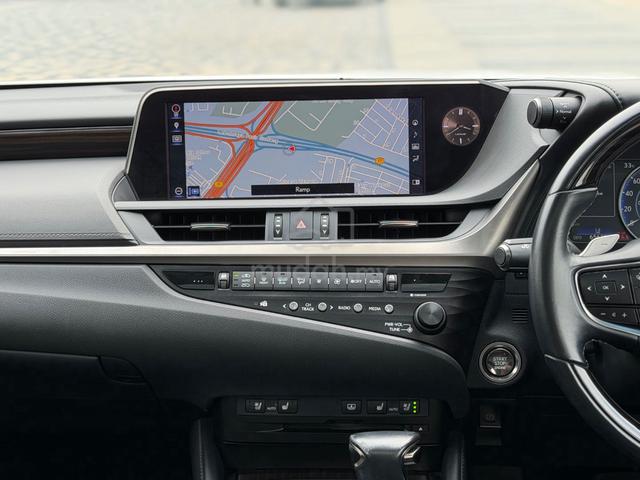 2019 Lexus ES250 LUXURY 2.5L (A) - 4
