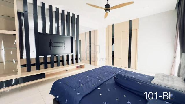 Bandar Bukit Raja Klang 3 Storey Corner House For Sale 4