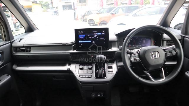 Honda STEPWAGON SPADA 7 SEATER/UNREG/FULL LOAN - 3